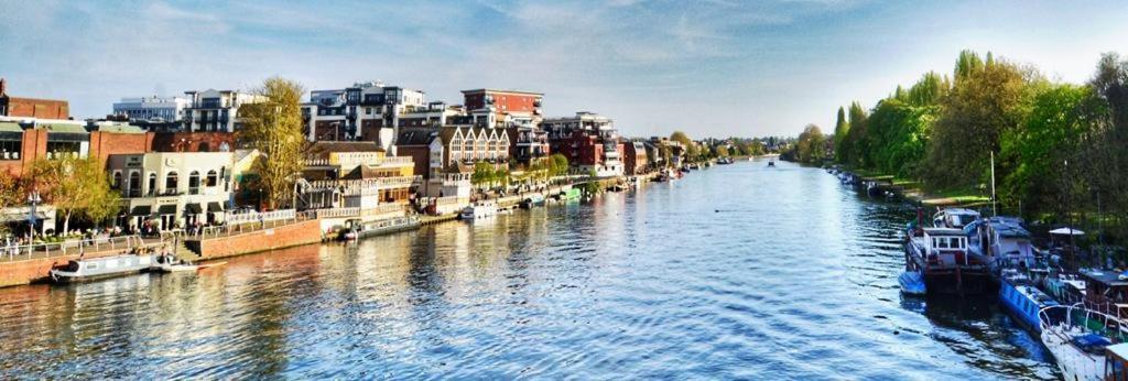 Surbiton Home With Free Parkings, Surbiton, Kingston Upon Thames, Surrey, Greater London Uk ภายนอก รูปภาพ
